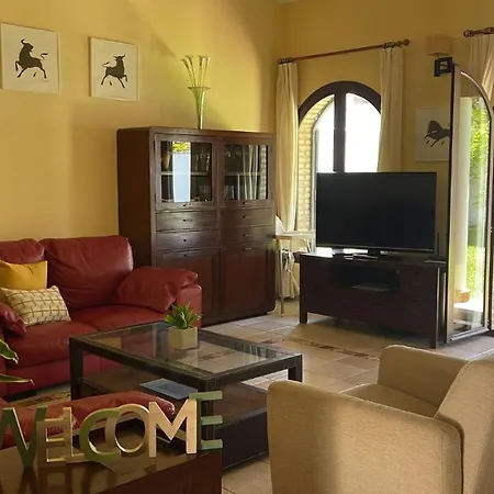 Nora Сasa de vacaciones